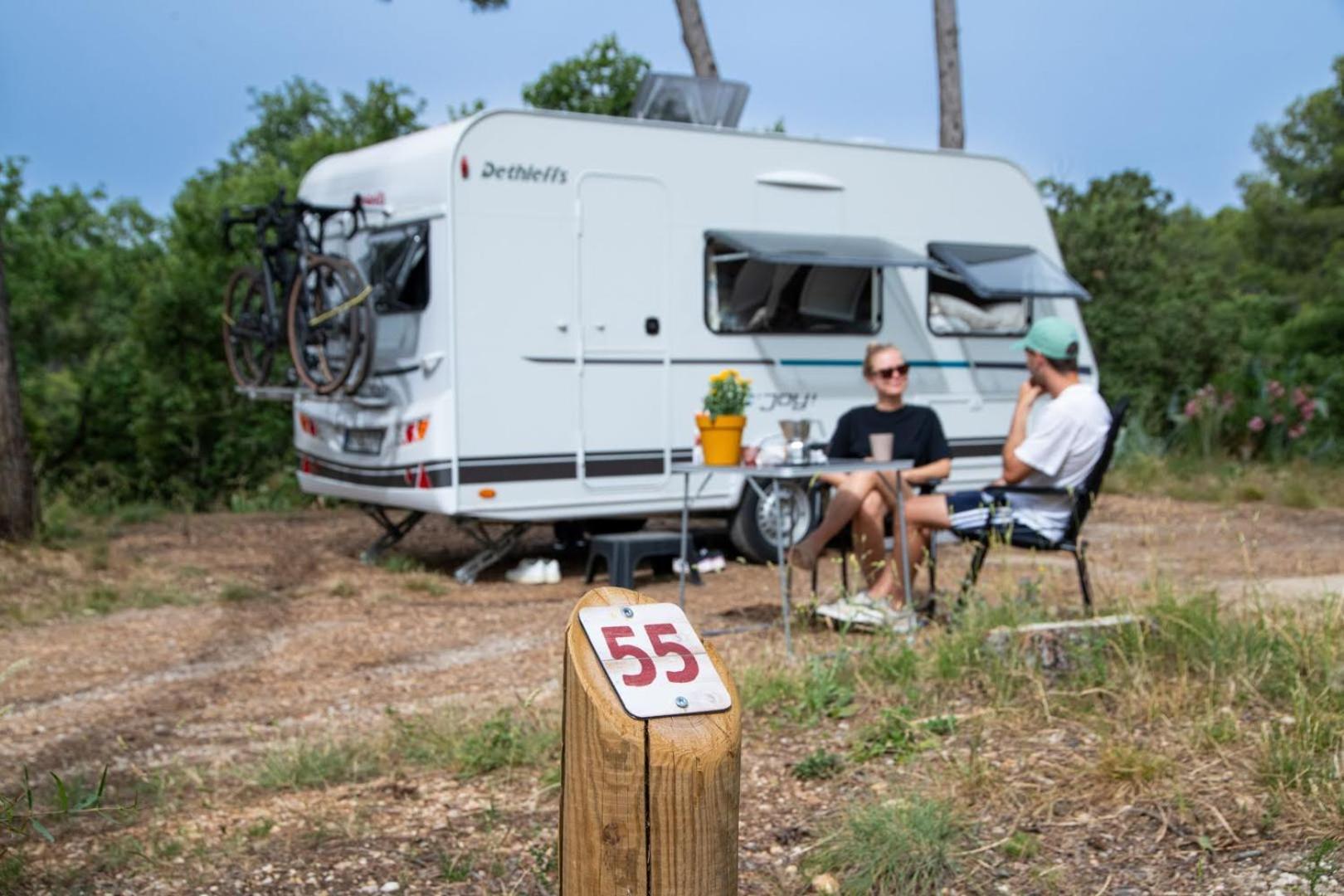 Camping Du Garlaban أوباني الغرفة الصورة